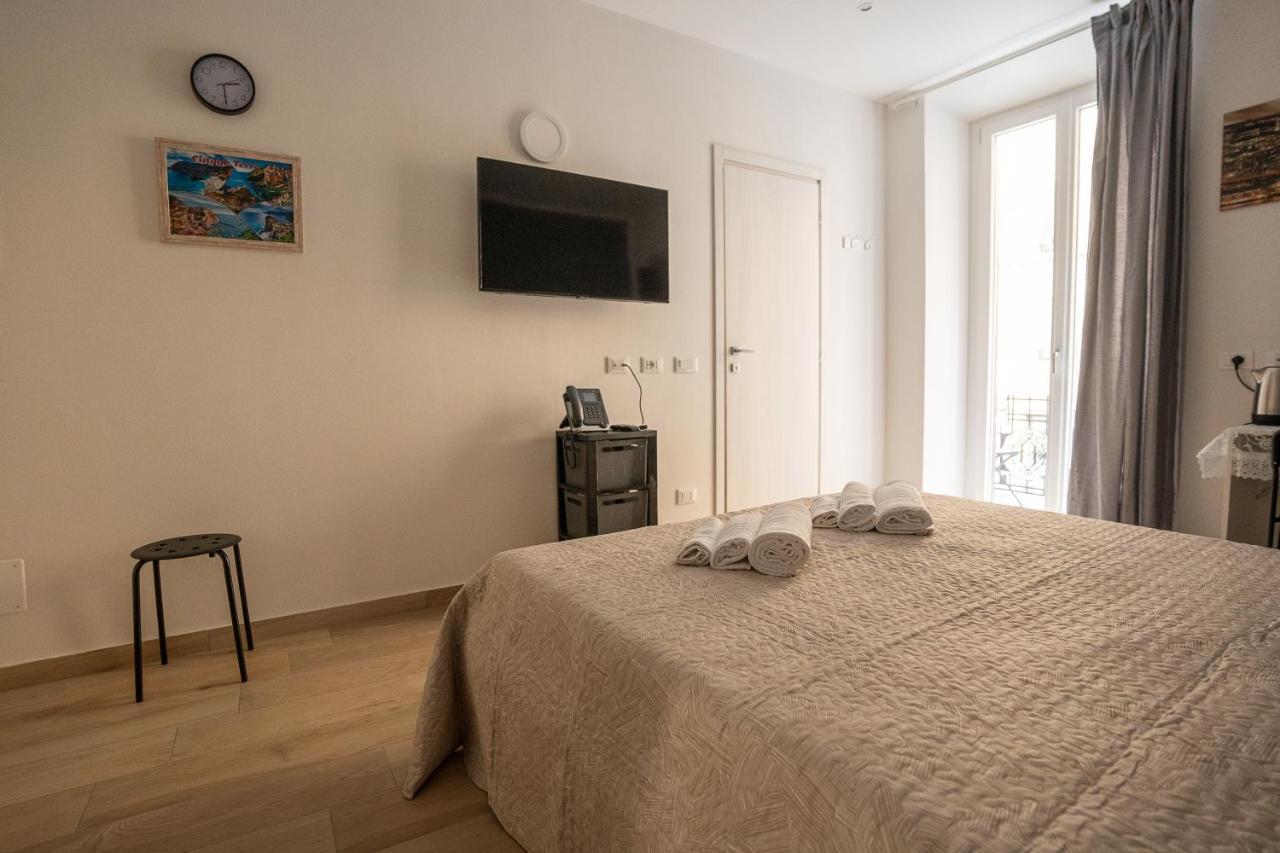 Le Stelle Della Spezia Bed & Breakfast Exterior photo